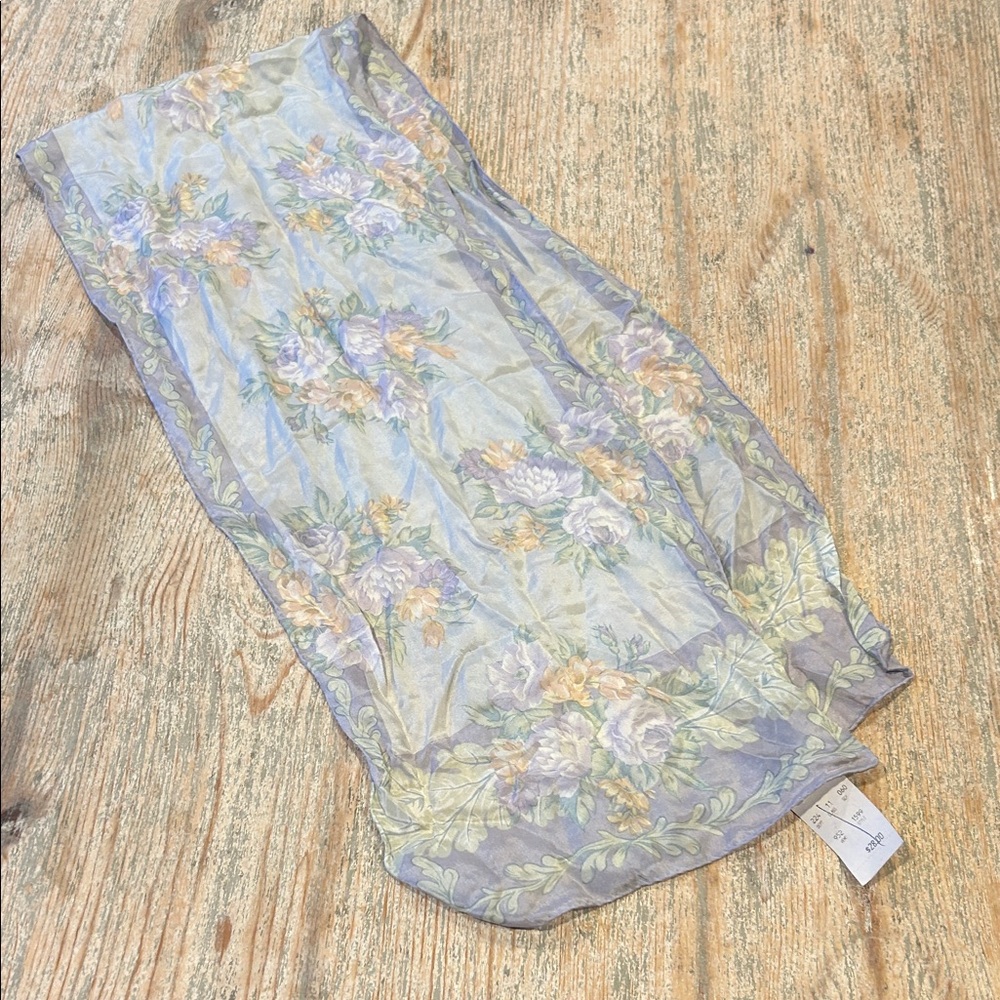Liz Claiborne Floral Scarf in Pastel Shades all Silk